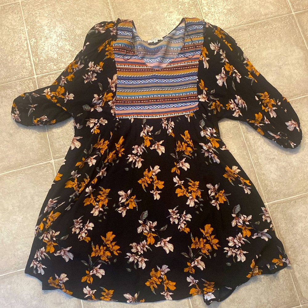 Umgee dress. 3/4 sleeve. Black print. Size 1XL.